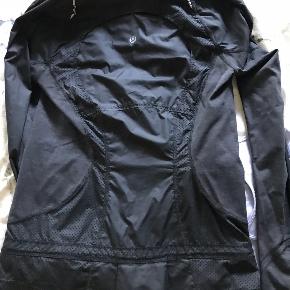 Lululemon rain jacket